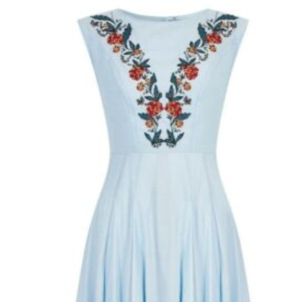 Bright And Beautiful Astrid Folk Floral Dress BNWT